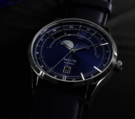 mu n moonphase watch